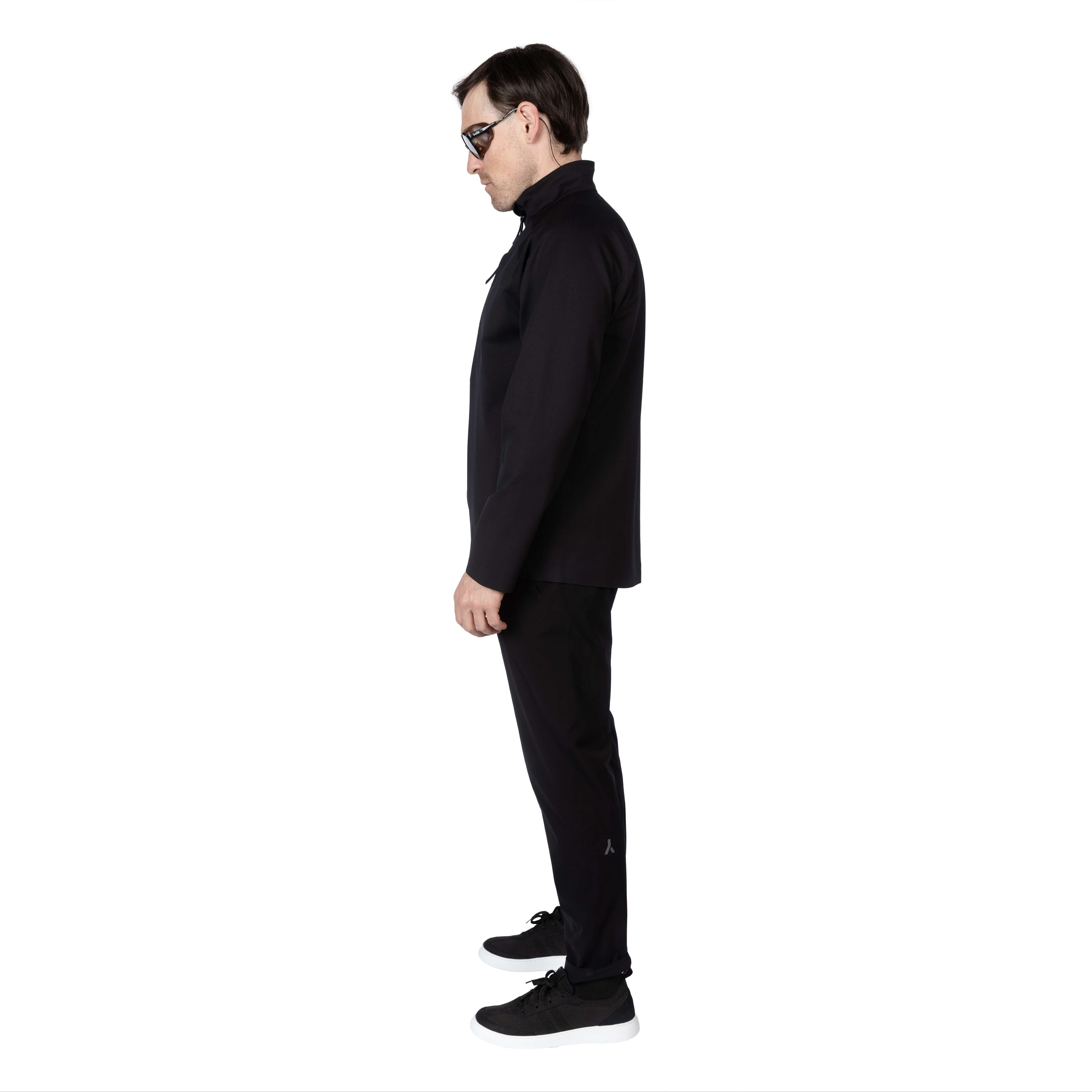 veste softshell  membrane imperméable et respirante.  Fabriquée en france. Style et look gorpcore.
