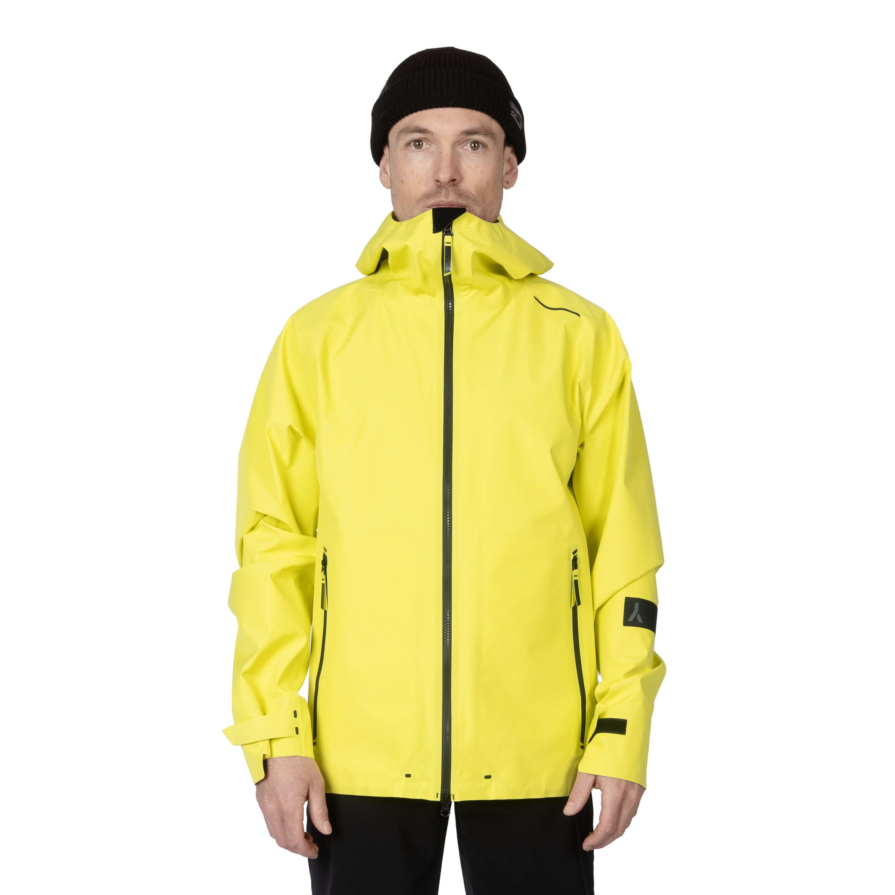 veste shell 3 couches membrane imperméable et respirante. Fabriquée en france. Recyclée et recyclable. Style et look gorpcore.