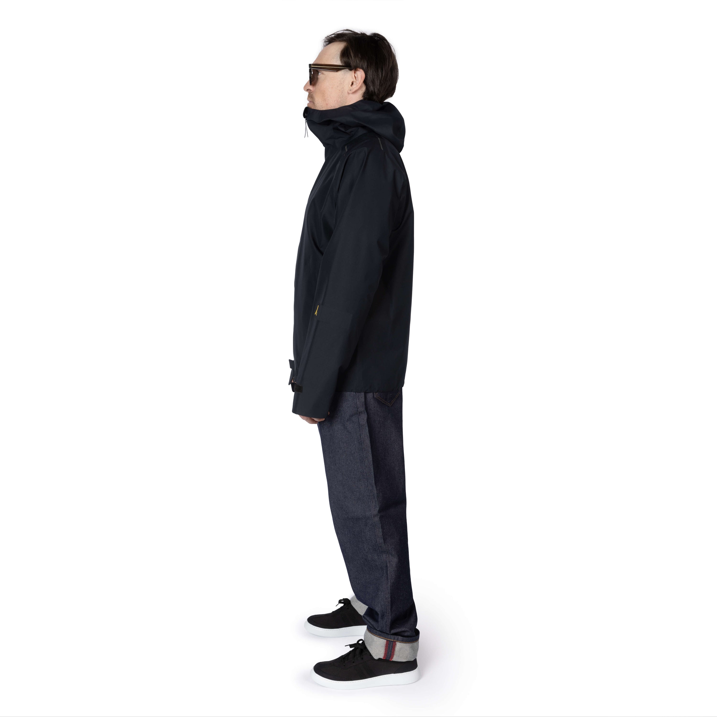 veste shell 3 couches membrane imperméable et respirante.  Fabriquée en france. Recyclée et recyclable. Style et look gorpcore.