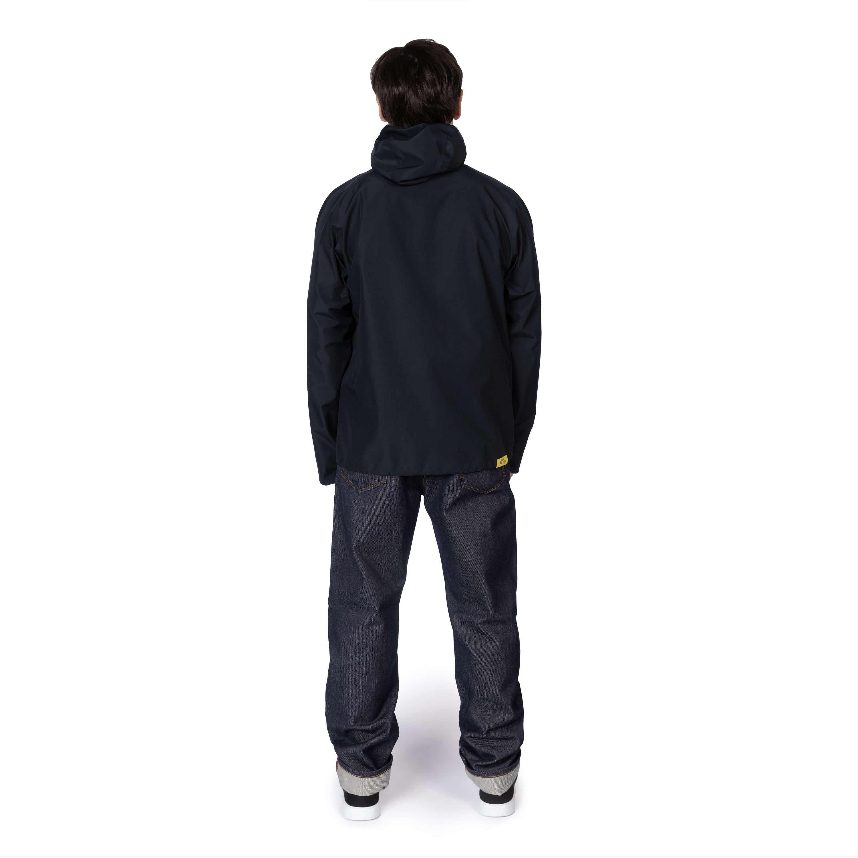 veste shell 3 couches membrane imperméable et respirante.  Fabriquée en france. Recyclée et recyclable. Style et look gorpcore.