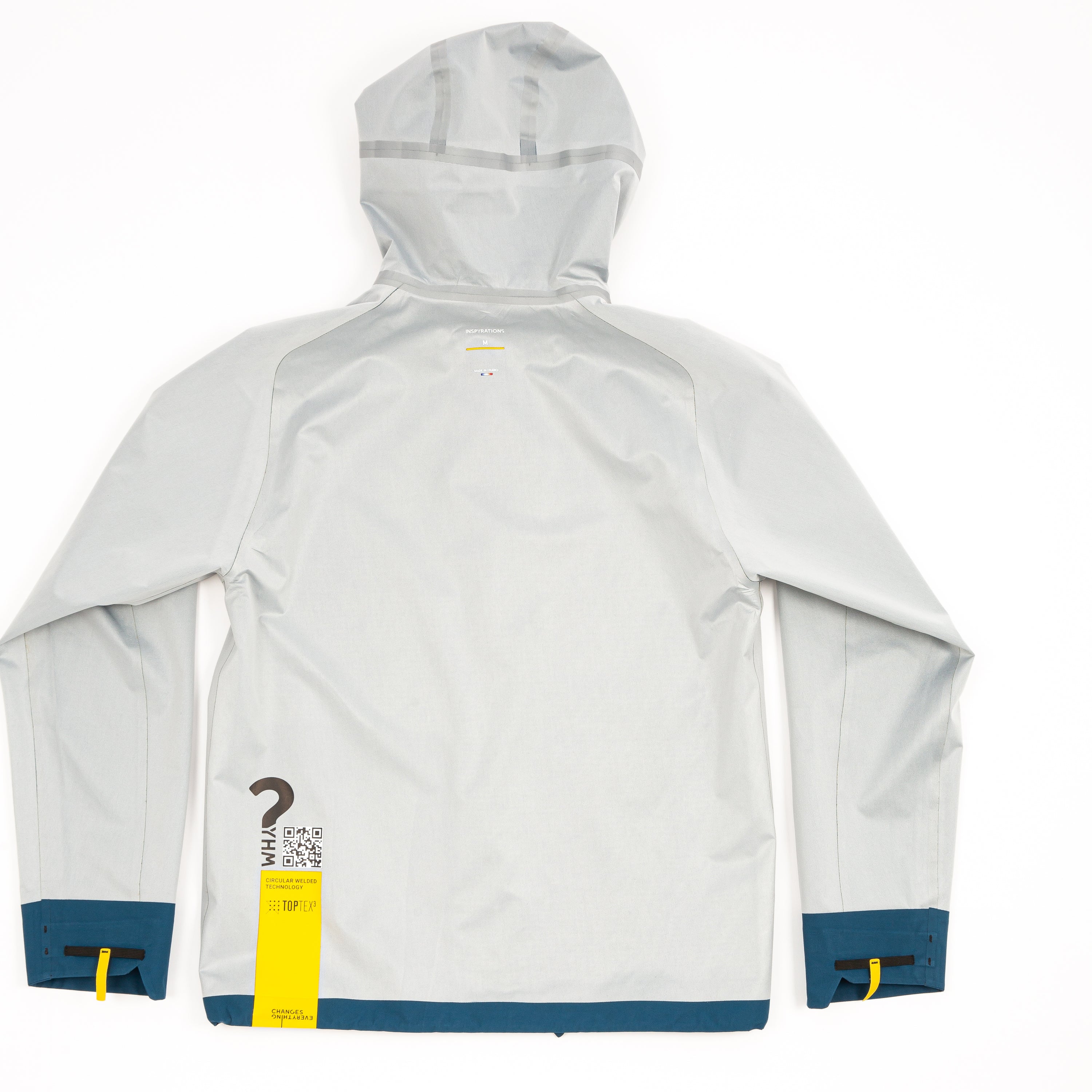 veste shell 3 couches membrane imperméable et respirante.  Fabriquée en france. Recyclée et recyclable. Style et look gorpcore.